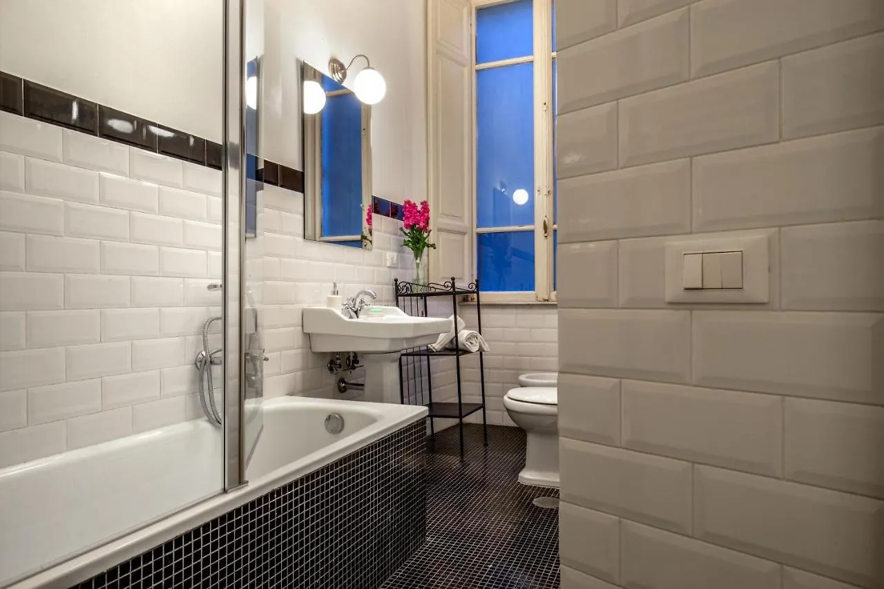 Daplace - Virginia Apartment Rome 0*,  Italy