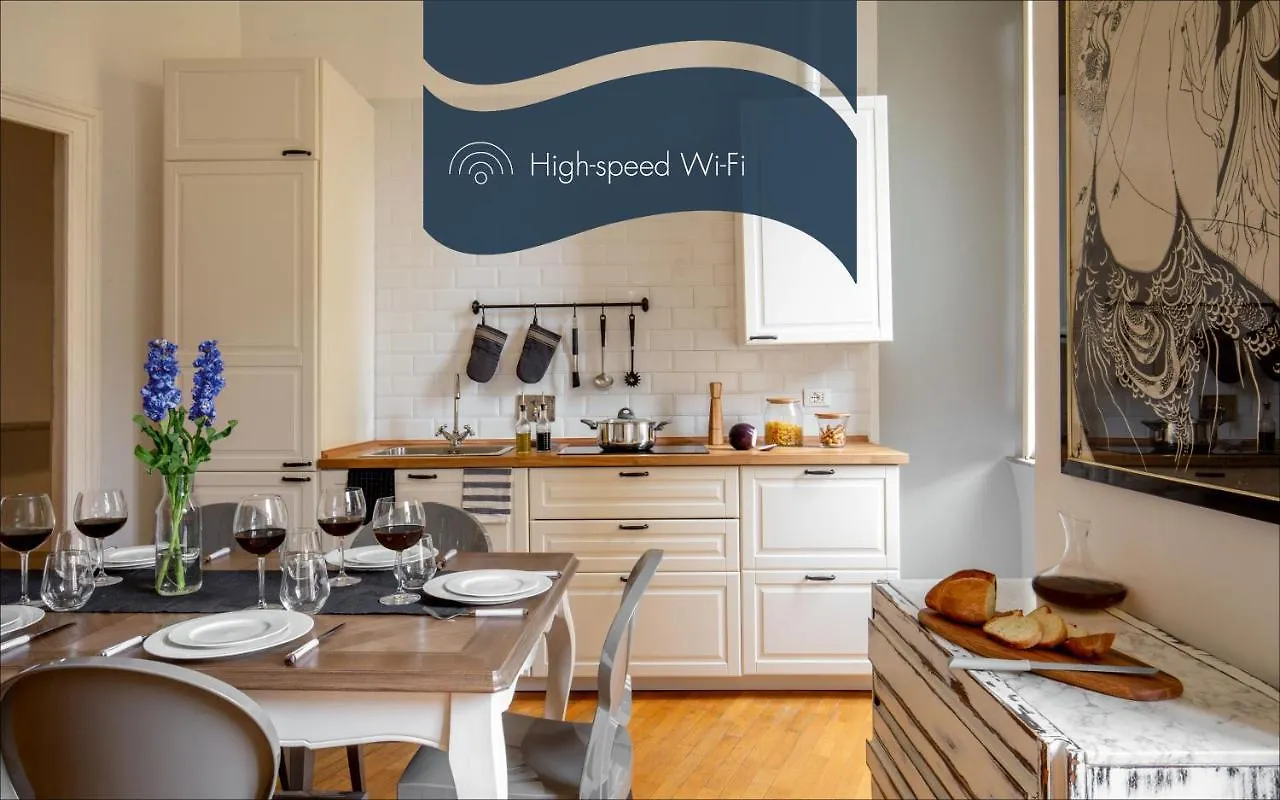 Daplace - Virginia Apartment Rome Italy