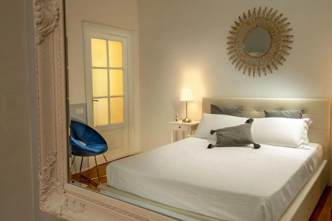 Daplace - Virginia Apartment Rome